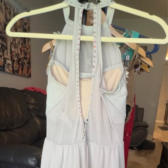 AS - Light grey Lyrical Costume - Picture 3 of 5